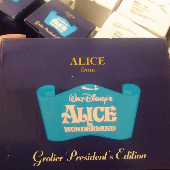 Alice in Wonderland Grolier President's Christmas Magic Disney Ornament with Box - Picture 6 of 6